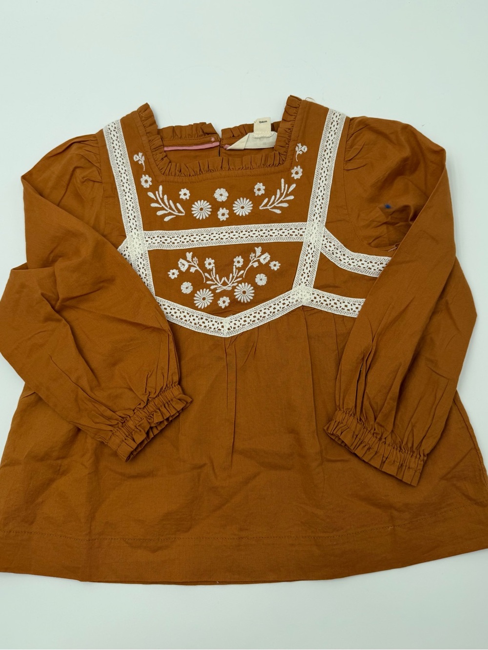 Mini Boden blouse
3-4
NWOT